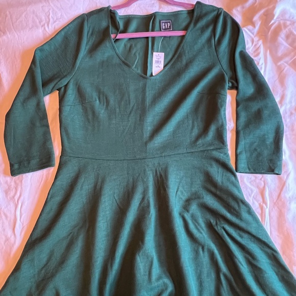 Gap 3/4 Sleeve Dress in Pine Green 12 Petite - Picture 2 of 2